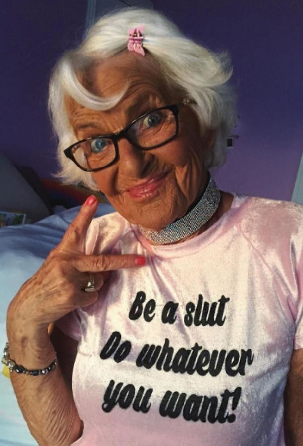 What Do You Meme? : Basic Bitch Pack